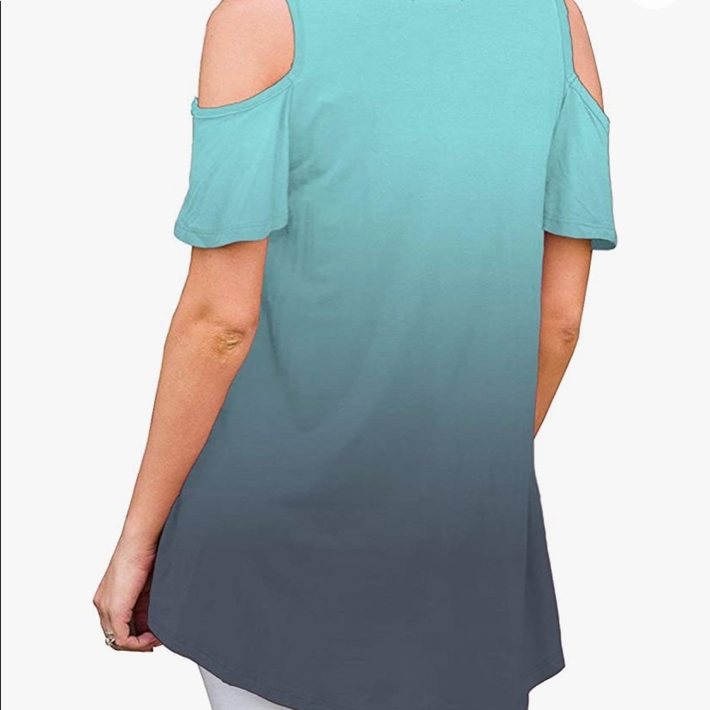 Cold-shoulder Top - Picture 5 of 5